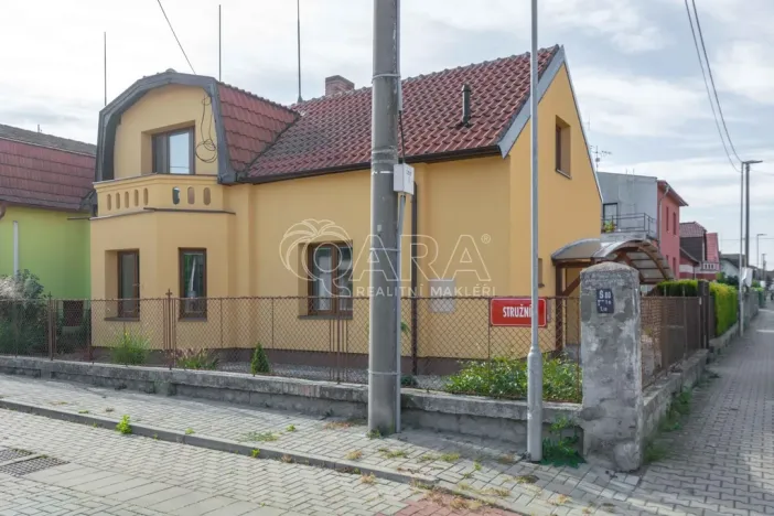 Pronájem bytu 2+1, Neratovice, V Hajnovkách, 46 m2