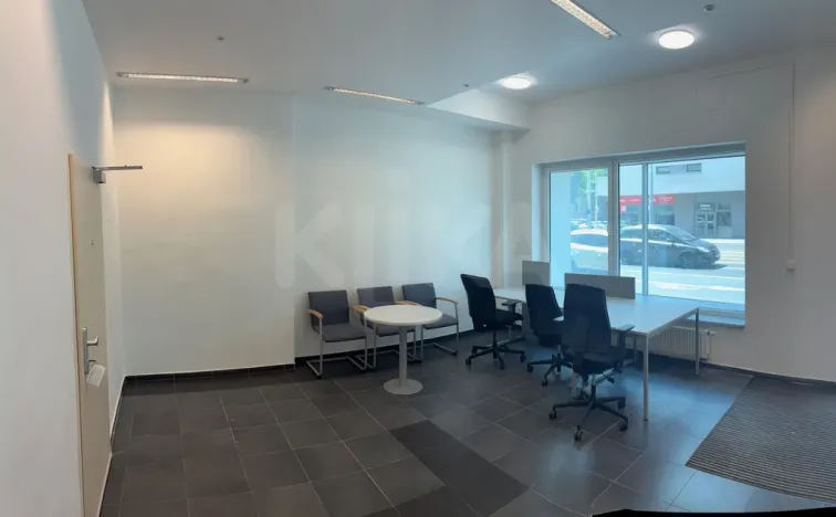 Prodej obchodního prostoru, Plzeň - Jižní Předměstí, Klatovská třída, 82 m2