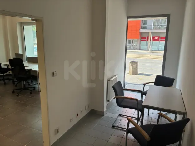 Prodej obchodního prostoru, Plzeň - Jižní Předměstí, Klatovská třída, 82 m2