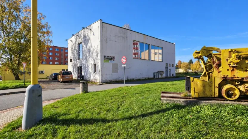 Prodej obchodního prostoru, Stráž pod Ralskem, Jižní, 631 m2
