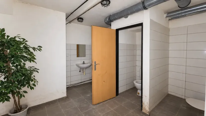 Prodej obchodního prostoru, Stráž pod Ralskem, Jižní, 631 m2