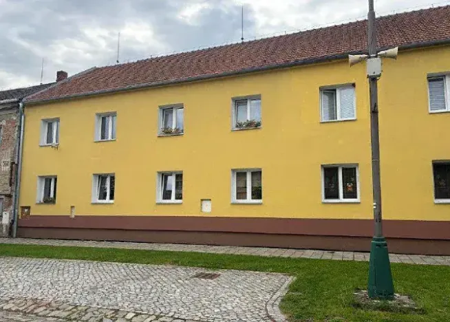 Dražba bytu 2+1, Příkazy, 43 m2
