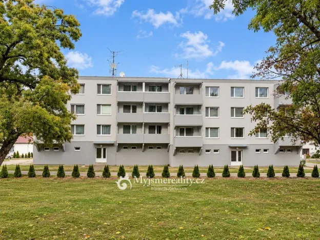 Prodej bytu 4+1, Břežany, 93 m2