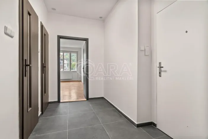 Pronájem bytu 2+kk, Praha - Nusle, Ctiradova, 48 m2
