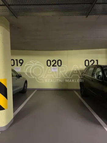 Prodej garážového stání, Praha - Michle, Baarova, 13 m2
