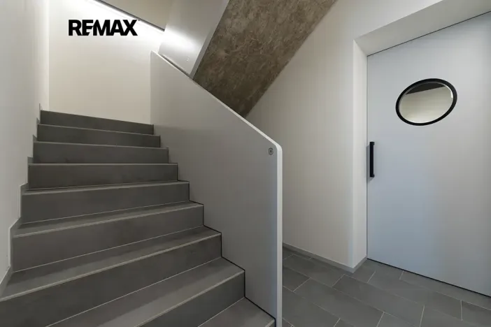 Prodej vícegeneračního domu, Praha - Vysočany, Moravcových, 228 m2