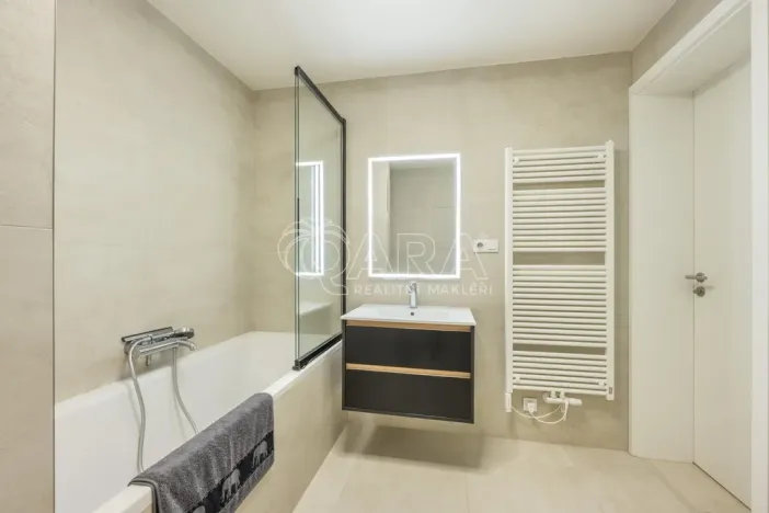 Prodej bytu 3+kk, Praha - Královice, Ke Tvrzi, 84 m2