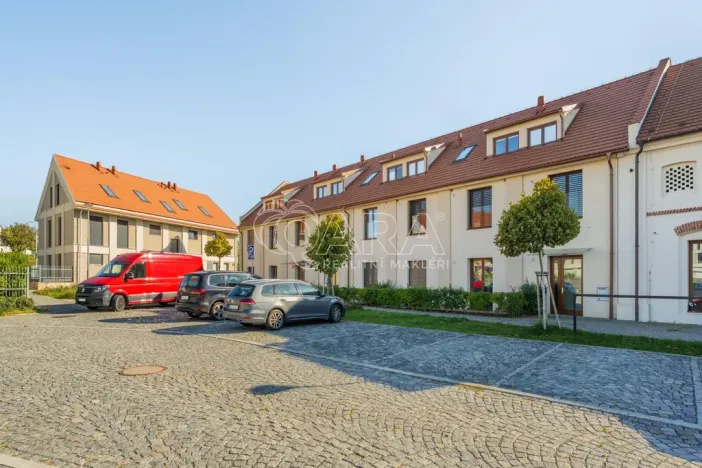 Prodej bytu 3+kk, Praha - Královice, Ke Tvrzi, 84 m2