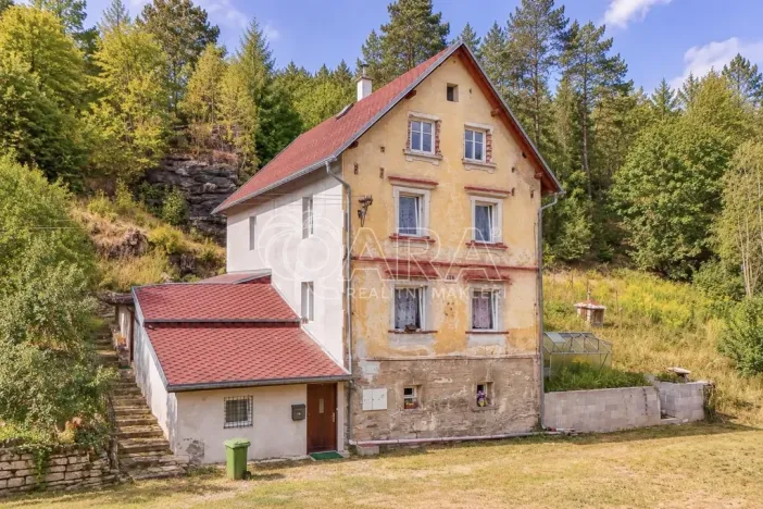 Prodej rodinného domu, Podhradí, 306 m2