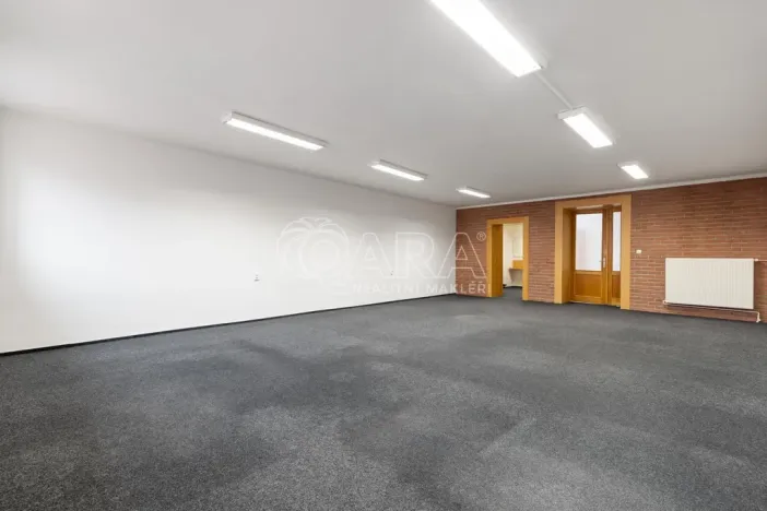 Pronájem kanceláře, Nový Jičín, Masarykovo nám., 70 m2