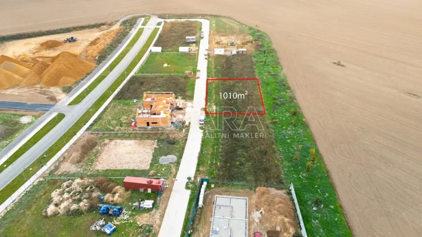 Prodej pozemku pro bydlení, Šestajovice, Revoluční, 1010 m2