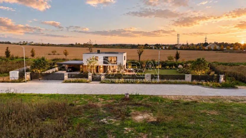 Prodej pozemku pro bydlení, Šestajovice, Revoluční, 1010 m2