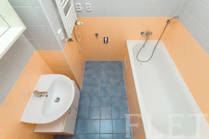 Prodej bytu 2+kk, Praha - Kbely, Pod Nouzovem, 56 m2