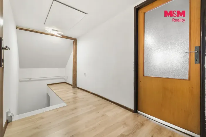 Prodej rodinného domu, Rožďalovice, Spojovací, 257 m2