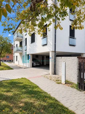 Prodej bytu 3+kk, Strážnice, Grůska, 92 m2