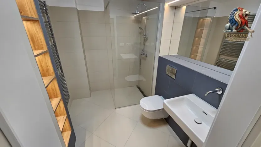 Prodej bytu 1+kk, Bystřice nad Pernštejnem, Masarykovo náměstí, 37 m2