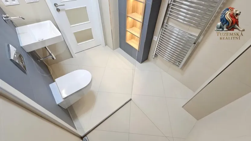 Prodej bytu 1+kk, Bystřice nad Pernštejnem, Masarykovo náměstí, 37 m2