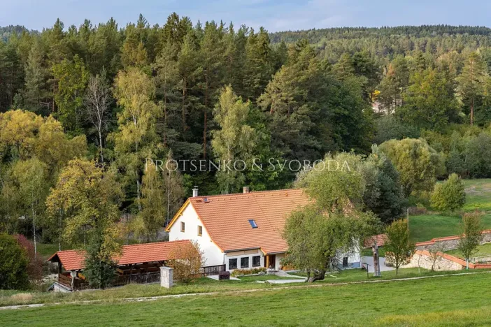 Prodej rodinného domu, Benešov nad Černou, 217 m2