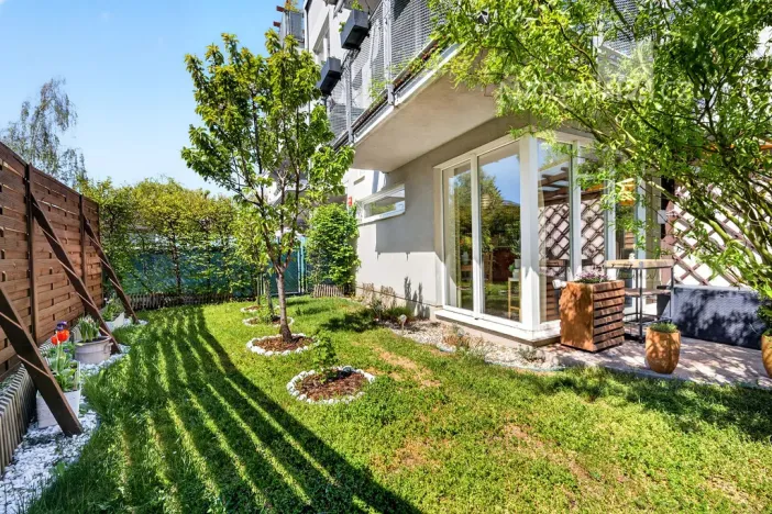 Prodej bytu 3+kk, Praha - Kbely, Pod Nouzovem, 70 m2