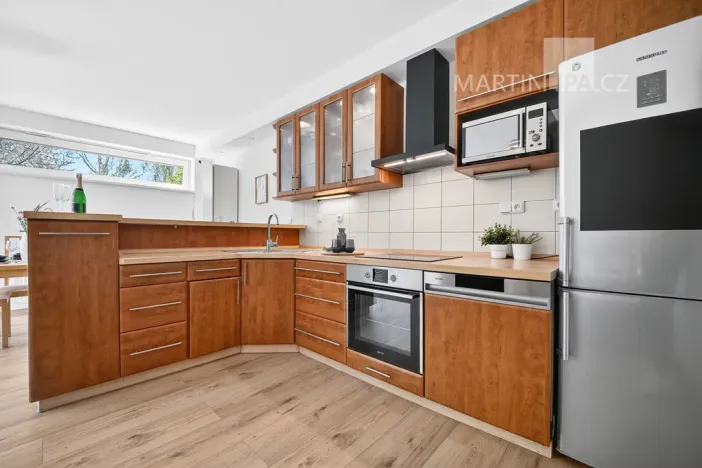 Prodej bytu 3+kk, Praha - Kbely, Pod Nouzovem, 70 m2