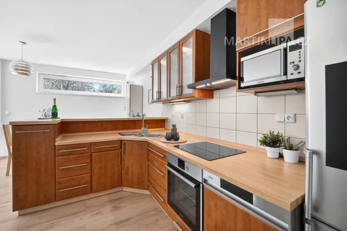 Prodej bytu 3+kk, Praha - Kbely, Pod Nouzovem, 70 m2