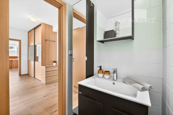 Prodej bytu 3+kk, Praha - Kbely, Pod Nouzovem, 70 m2