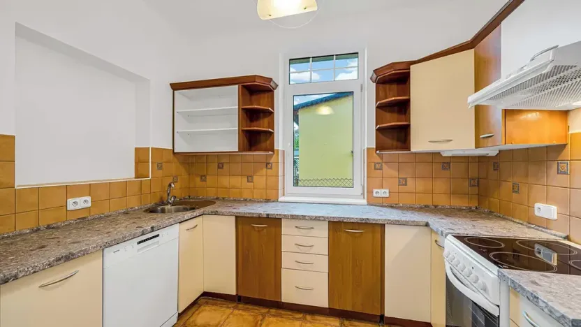 Prodej rodinného domu, Praha - Háje, Prašná, 290 m2