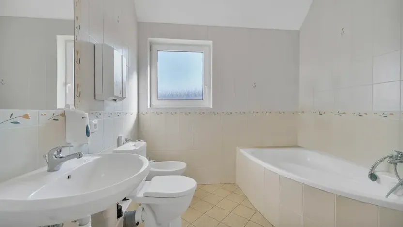 Prodej rodinného domu, Praha - Háje, Prašná, 290 m2