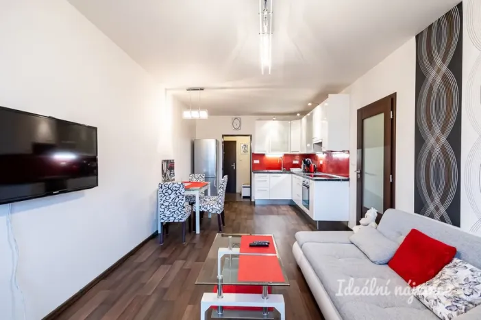 Pronájem bytu 2+kk, Praha - Krč, Sládkovičova, 47 m2