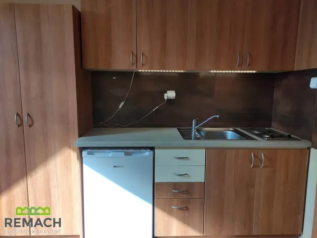 Pronájem bytu 1+kk, Staré Město, 25 m2