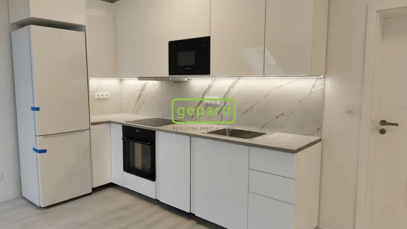 Pronájem bytu 2+kk, Brno - Zábrdovice, Slepá, 54 m2