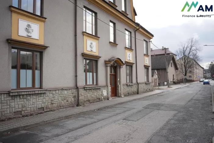 Prodej bytu 3+kk, Třinec - Staré Město, Dvořákova, 81 m2