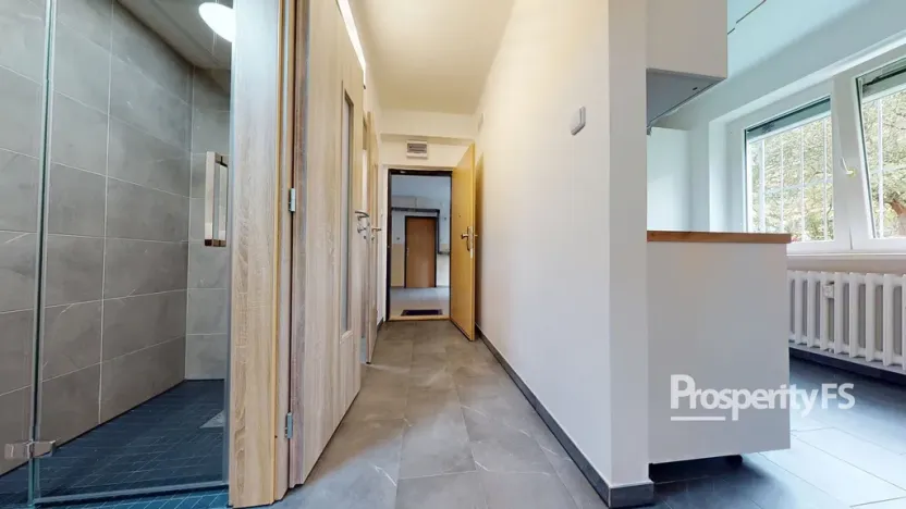 Pronájem bytu 1+1, Ústí nad Labem - Ústí nad Labem-centrum, SNP, 30 m2