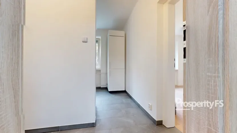 Pronájem bytu 1+1, Ústí nad Labem - Ústí nad Labem-centrum, SNP, 30 m2