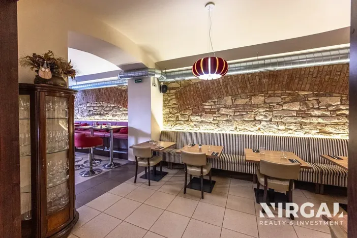 Prodej restaurace, Praha - Vinohrady, Balbínova, 198 m2