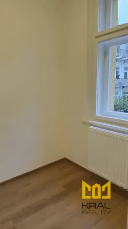 Pronájem bytu 2+1, Praha - Smíchov, Grafická, 57 m2