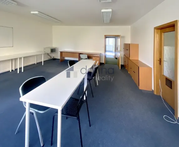 Pronájem kanceláře, Praha, Bartákova, 260 m2