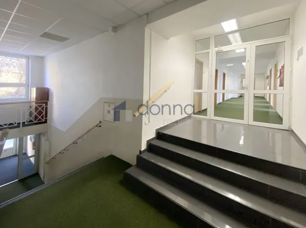 Pronájem kanceláře, Praha, Bartákova, 260 m2