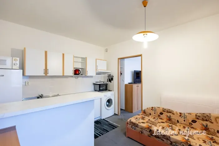 Pronájem bytu 1+1, Praha - Letňany, Chotěšovská, 39 m2
