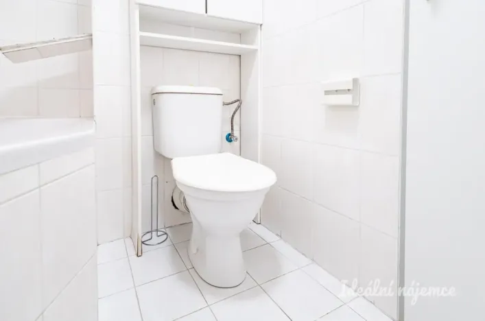 Pronájem bytu 1+1, Praha - Letňany, Chotěšovská, 39 m2