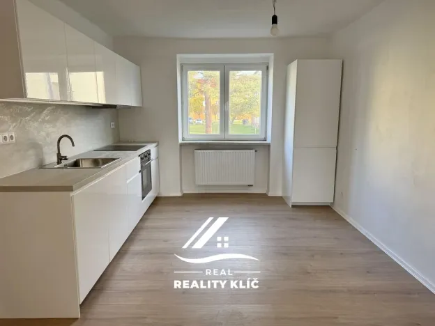 Pronájem bytu 2+1, Dolní Benešov, Osada míru, 55 m2