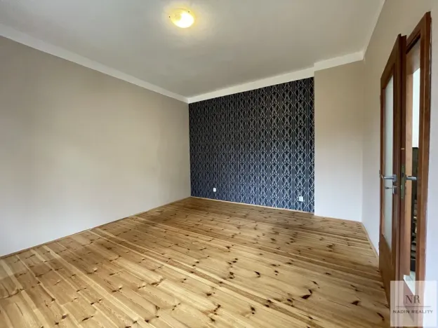 Prodej bytu 2+1, Karlovy Vary, Javorová, 67 m2