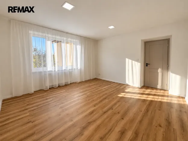 Prodej bytu 3+1, Příbram - Příbram VII, Kremnická, 61 m2