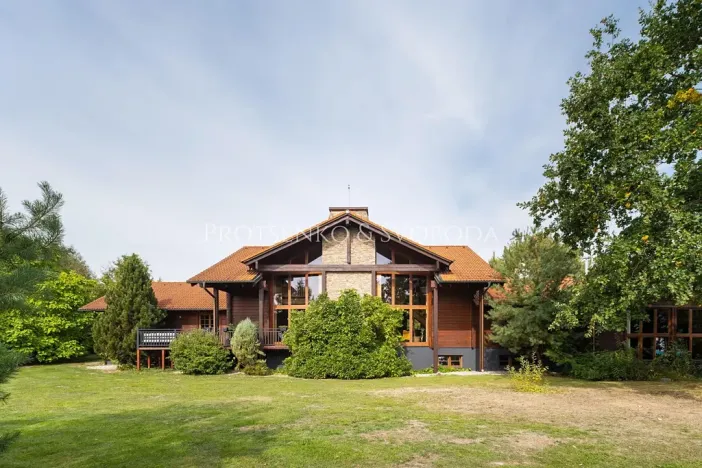 Prodej ubytování, Trhové Sviny, Rejta, 800 m2