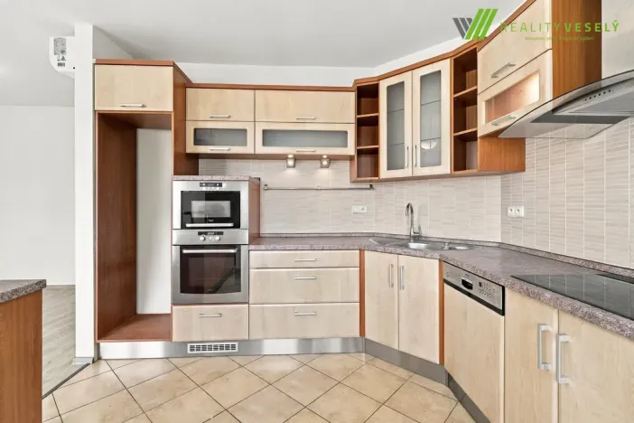 Prodej bytu 3+kk, Hodonín, Lipová alej, 82 m2