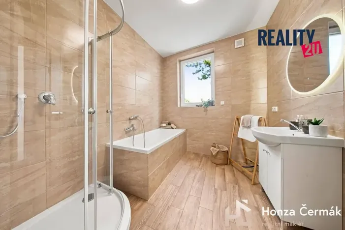 Prodej bytu 3+kk, Pohořelice, 83 m2