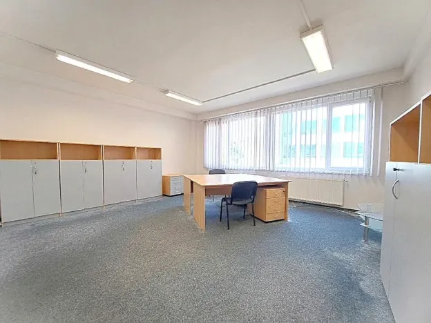 Pronájem kanceláře, Kladno, Vašíčkova, 33 m2