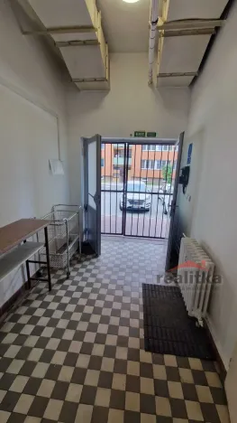 Pronájem obchodního prostoru, Opava - Kylešovice, Hlavní, 110 m2