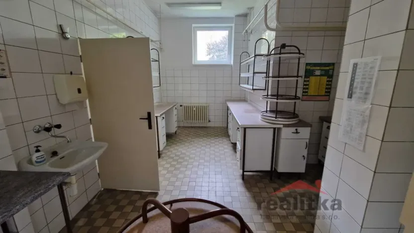 Pronájem obchodního prostoru, Opava - Kylešovice, Hlavní, 110 m2