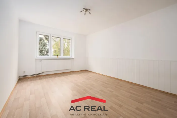 Prodej bytu 2+1, Rosice, Husova čtvrť, 55 m2